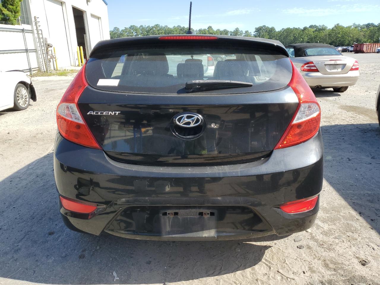 KMHCU5AE5EU183738 2014 Hyundai Accent Gls