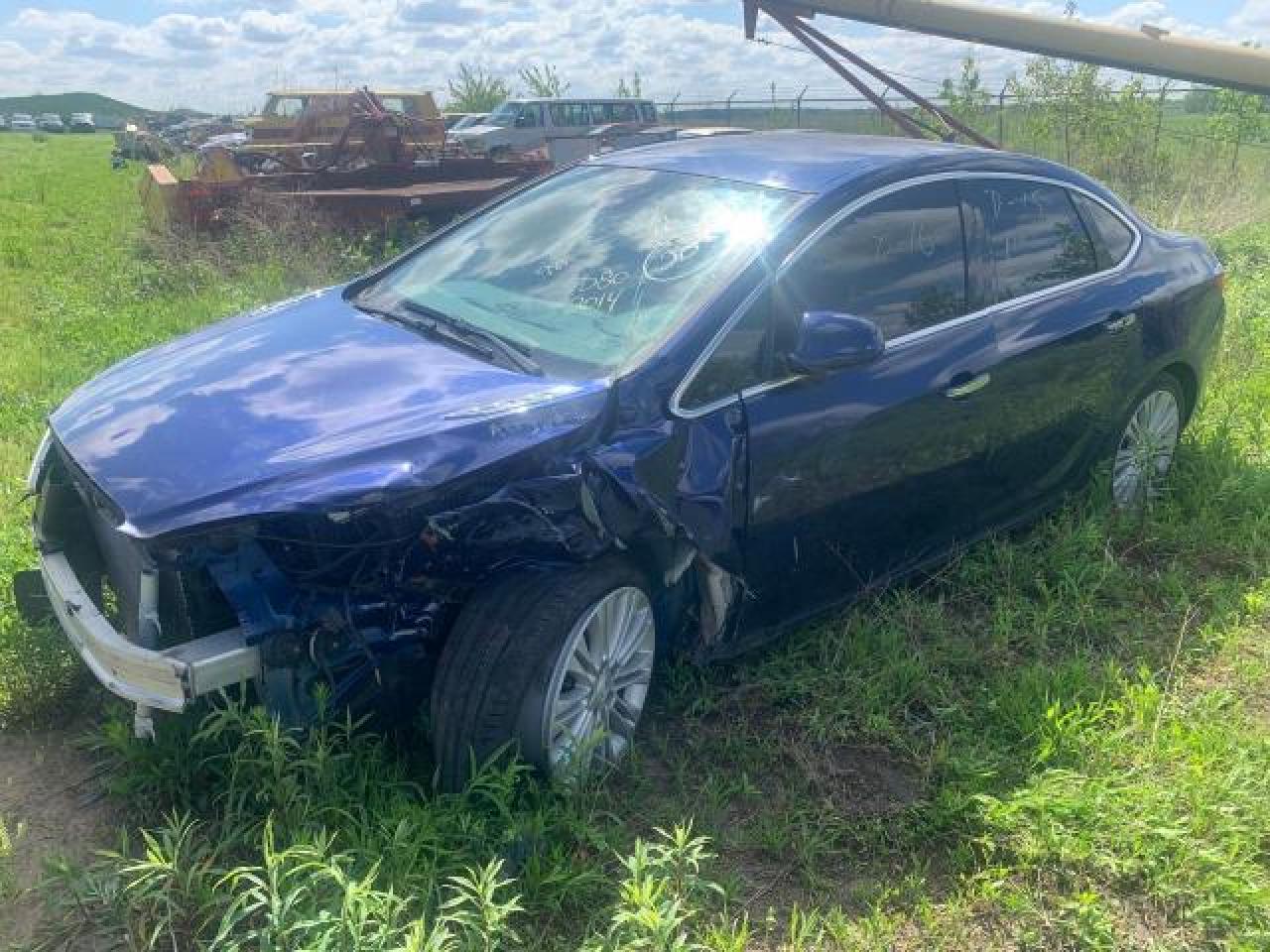 1G4PP5SK2E4123454 2014 Buick Verano