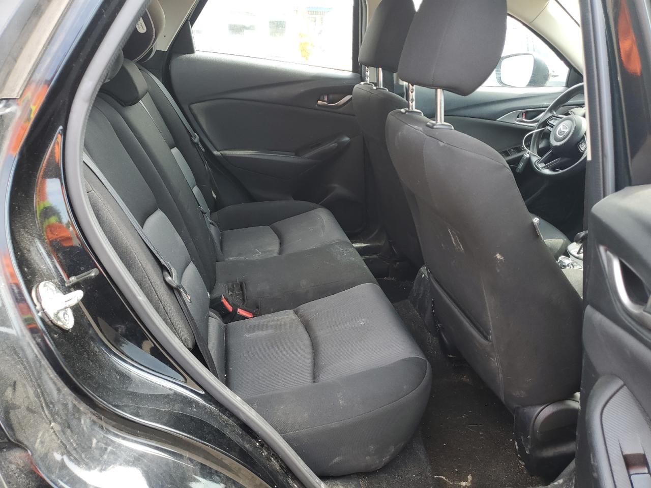 JM1DKDB71J0300306 2018 Mazda Cx-3 Sport