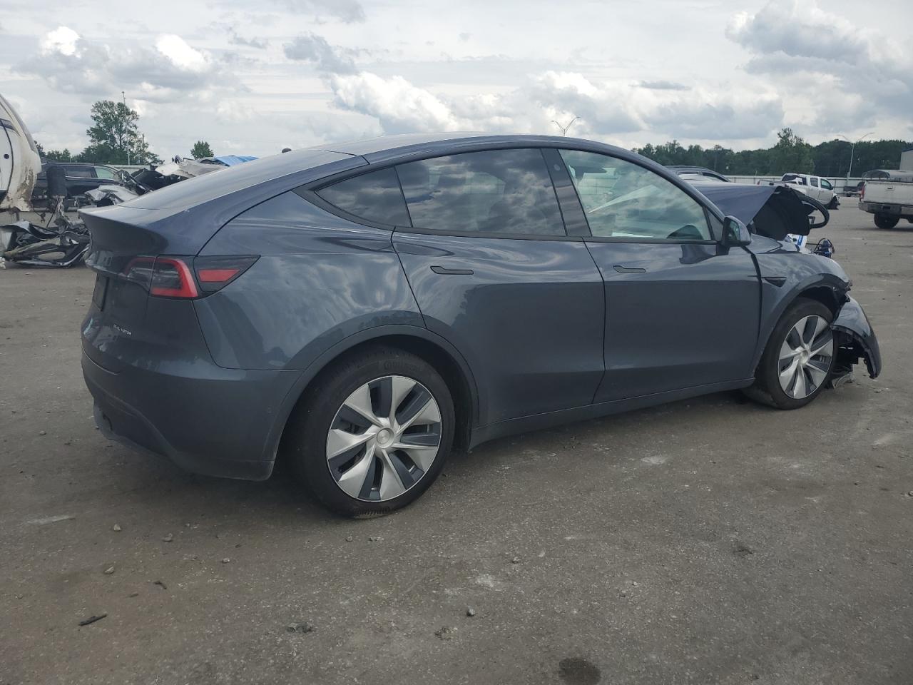 5YJYGDEE8MF081332 2021 Tesla Model Y