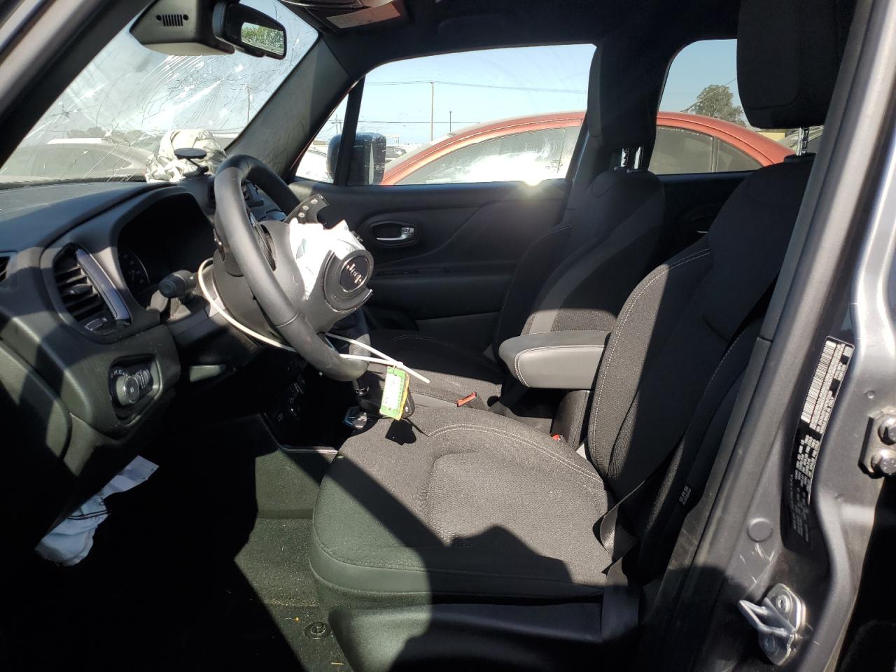 ZACNJDE12NPN72326 2022 Jeep Renegade Altitude