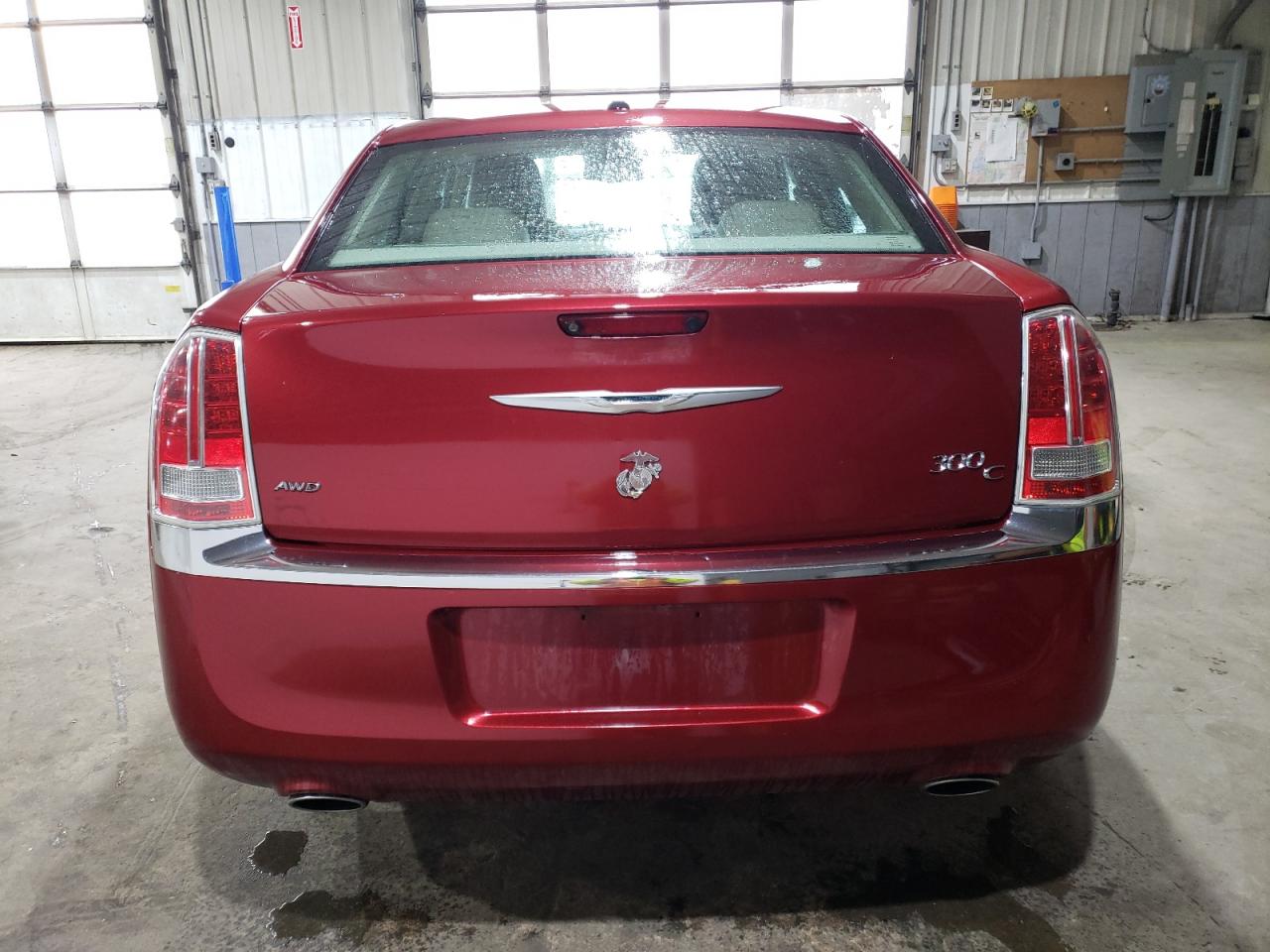 2014 Chrysler 300C vin: 2C3CCAKG6EH125614