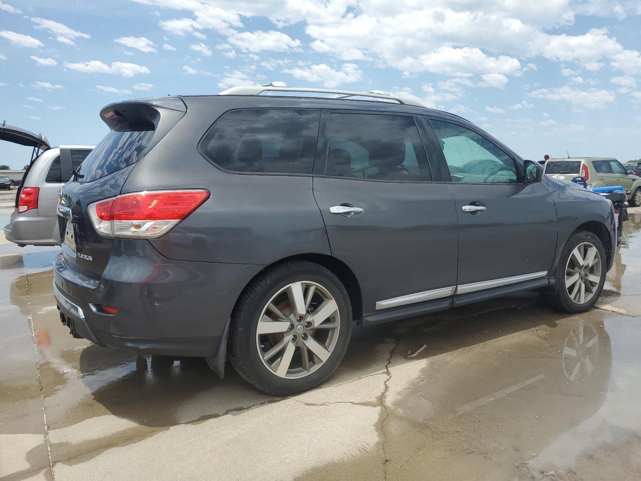 2014 Nissan Pathfinder S vin: 5N1AR2MN7EC697633