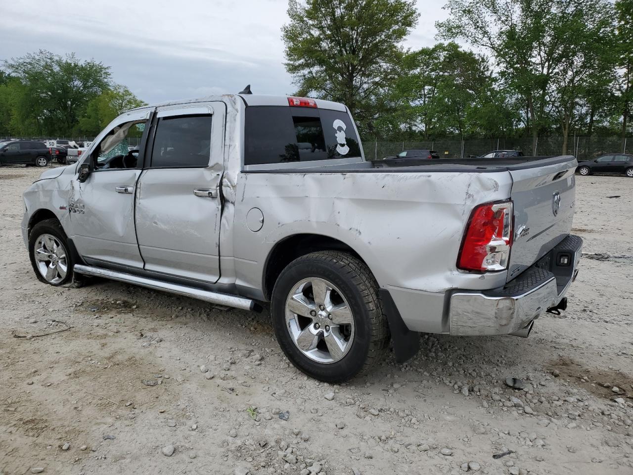 1C6RR7LT9FS758970 2015 Ram 1500 Slt