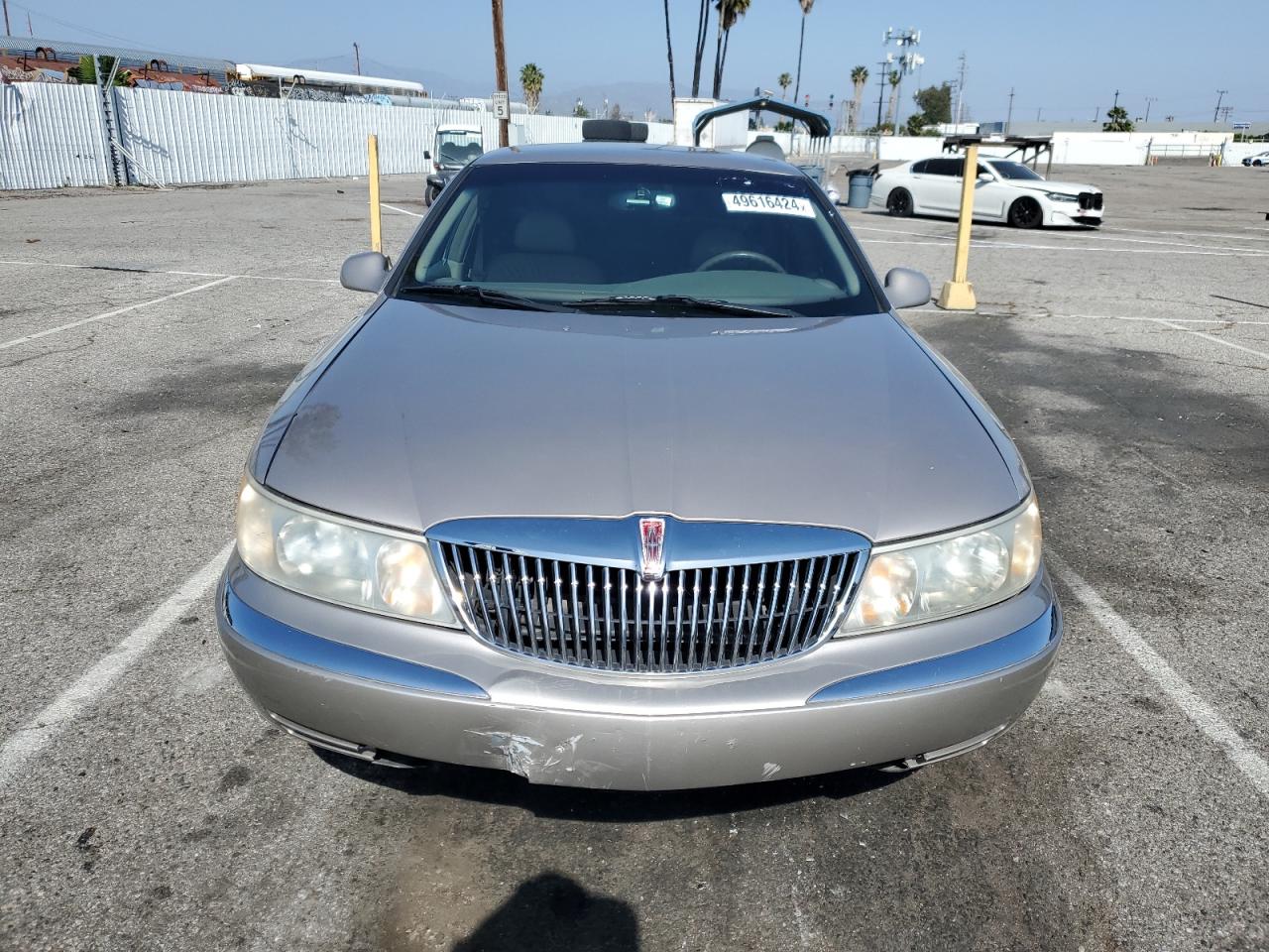 1LNHM97VXXY608967 1999 Lincoln Continental