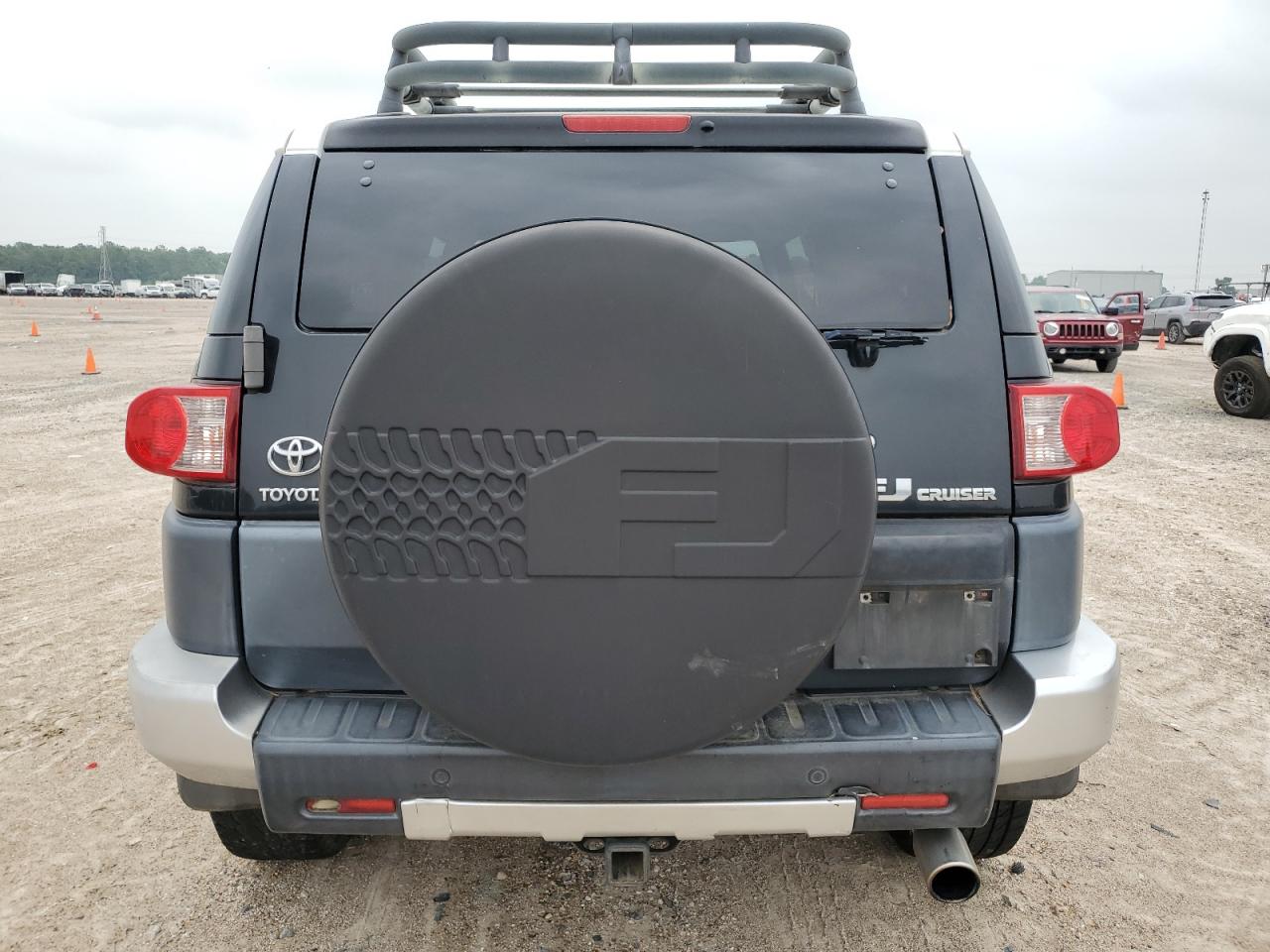 JTEBU11F870043738 2007 Toyota Fj Cruiser