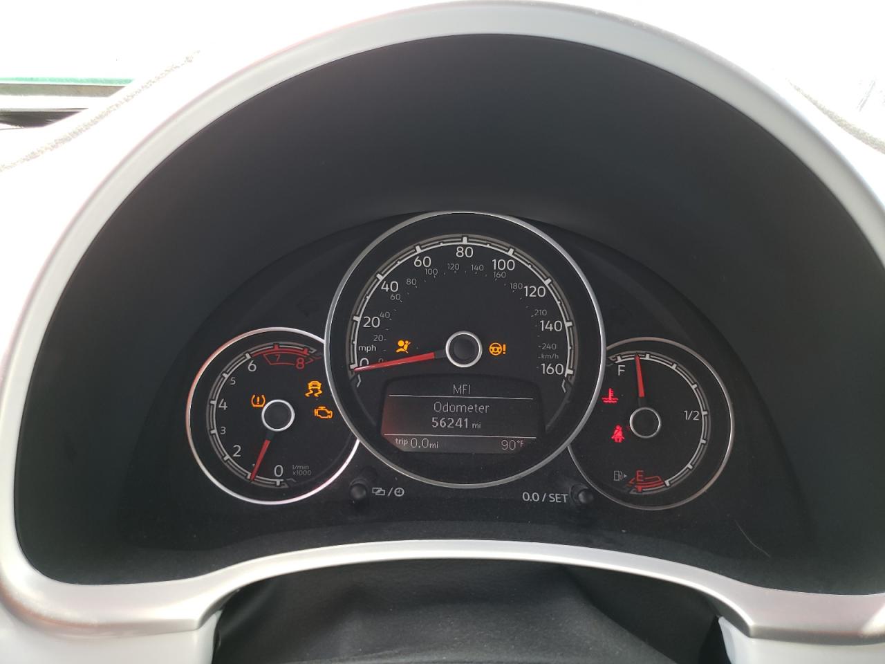 3VW5DAAT0KM506871 2019 Volkswagen Beetle S