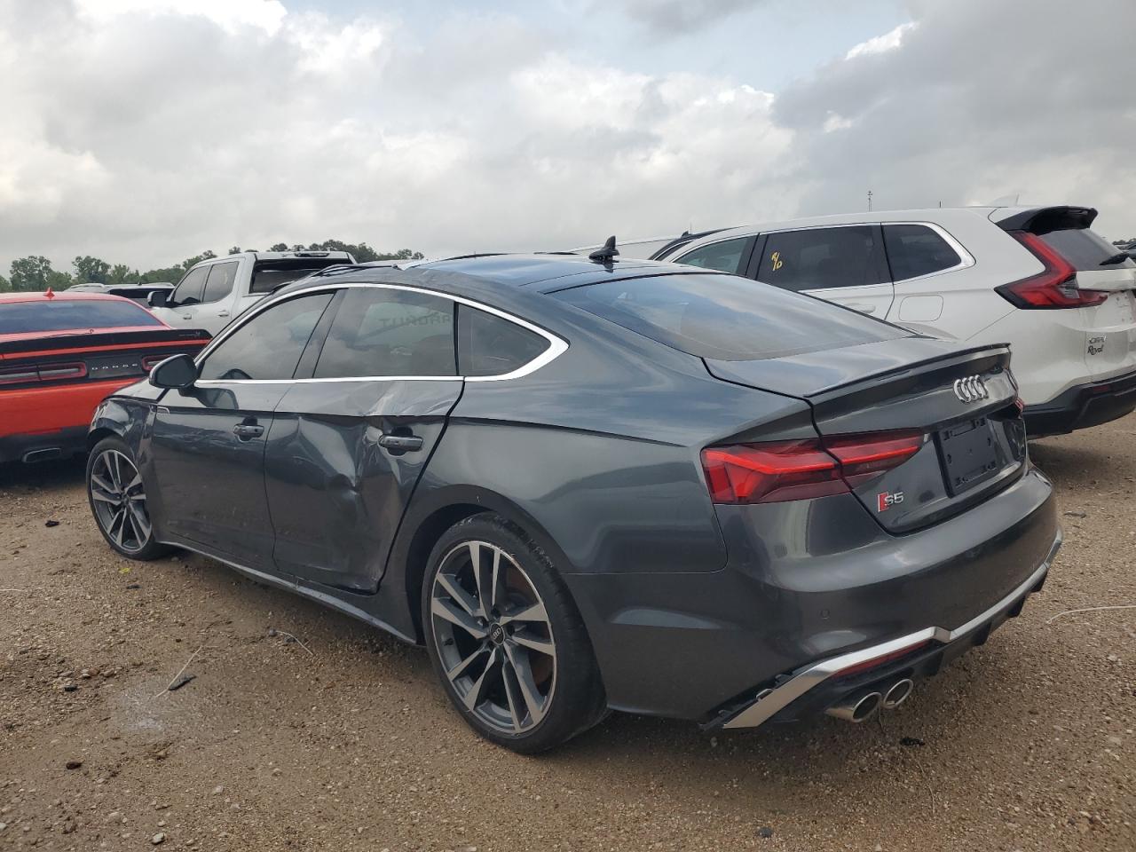 2022 Audi S5 Premium vin: WAUA4CF59NA033106