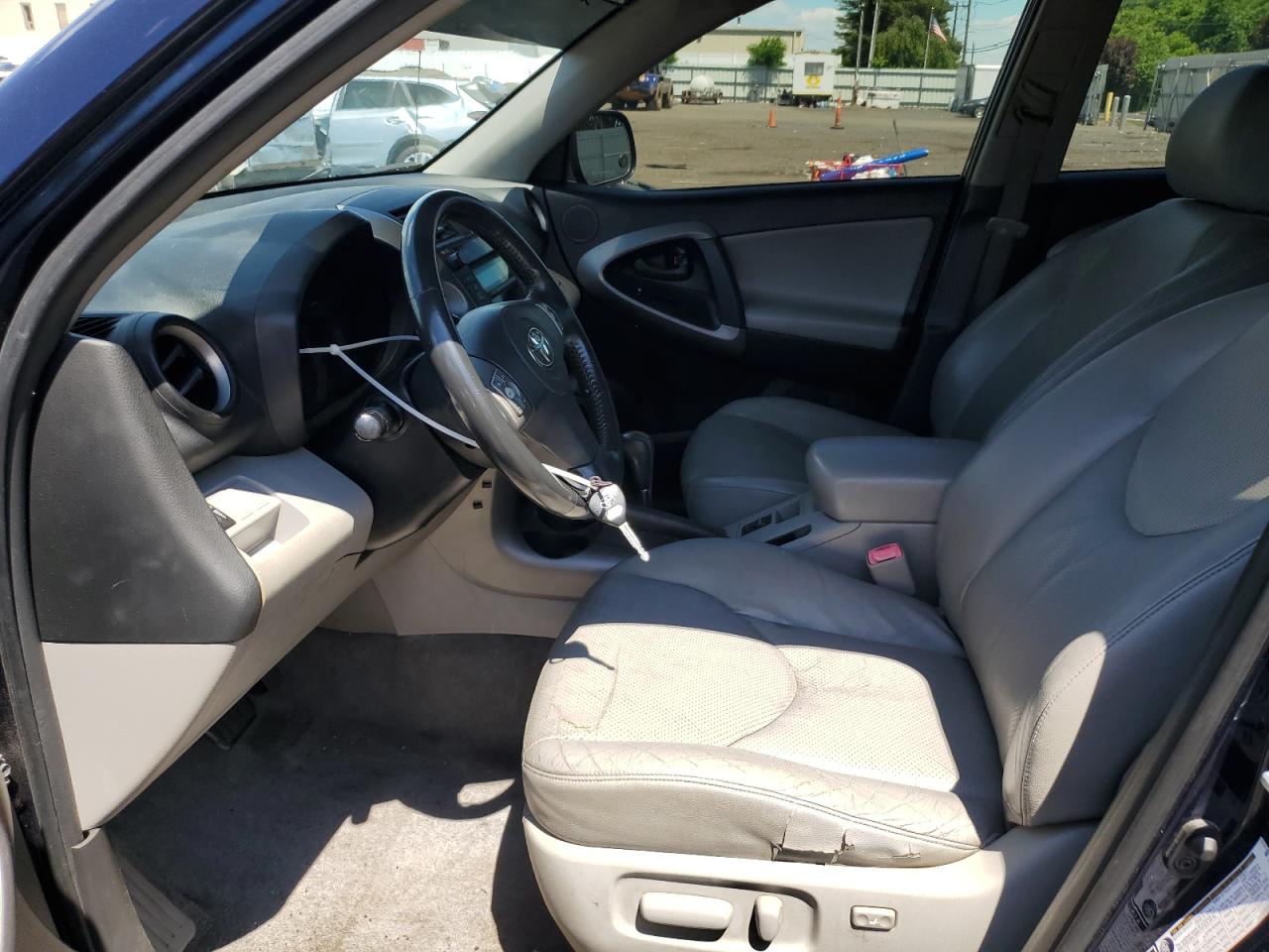 JTMBK31V476026834 2007 Toyota Rav4 Limited