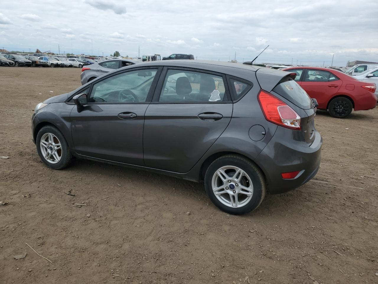 3FADP4EJ1HM130678 2017 Ford Fiesta Se