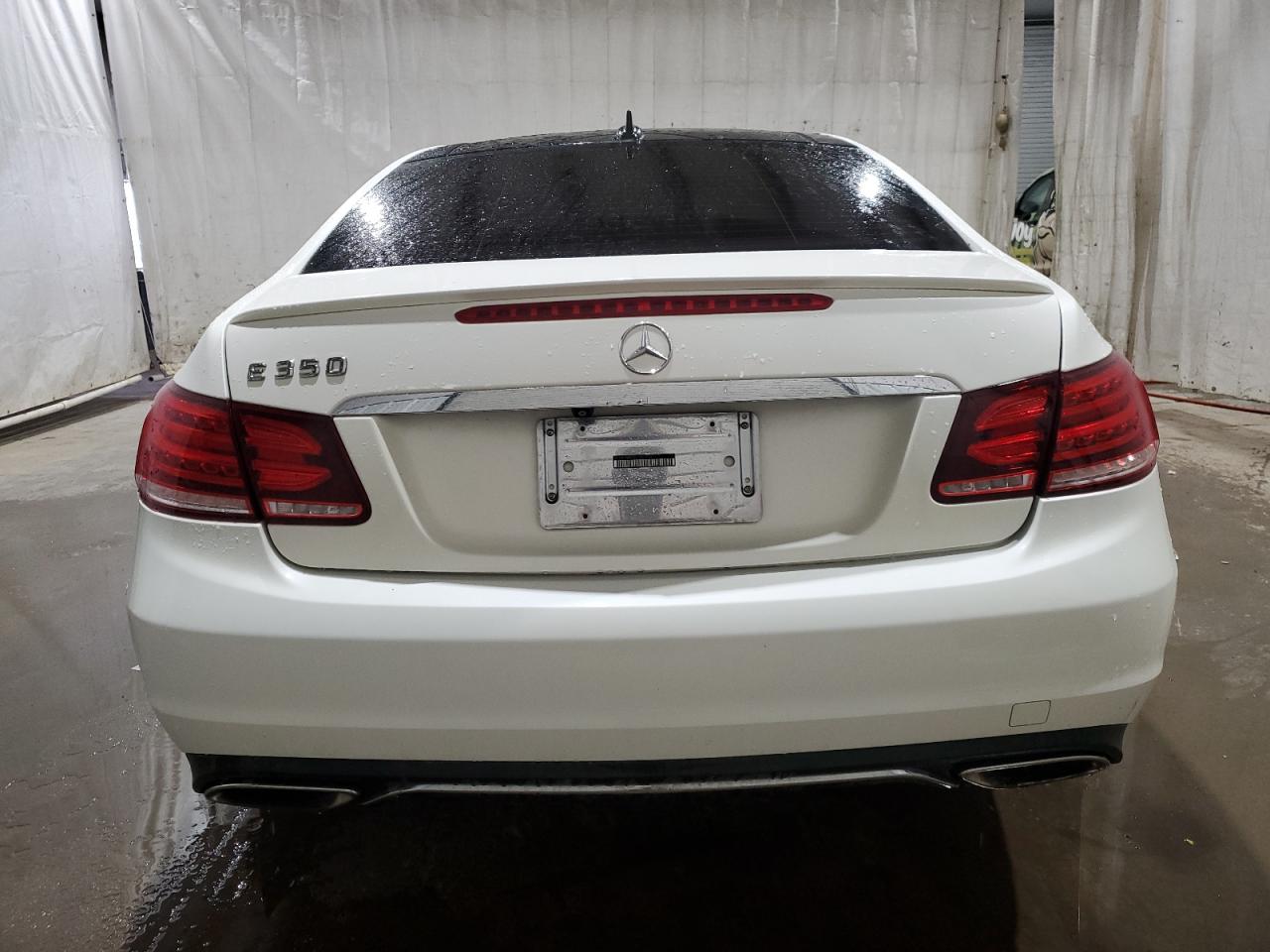 2014 Mercedes-Benz E 350 vin: WDDKJ5KB5EF243704