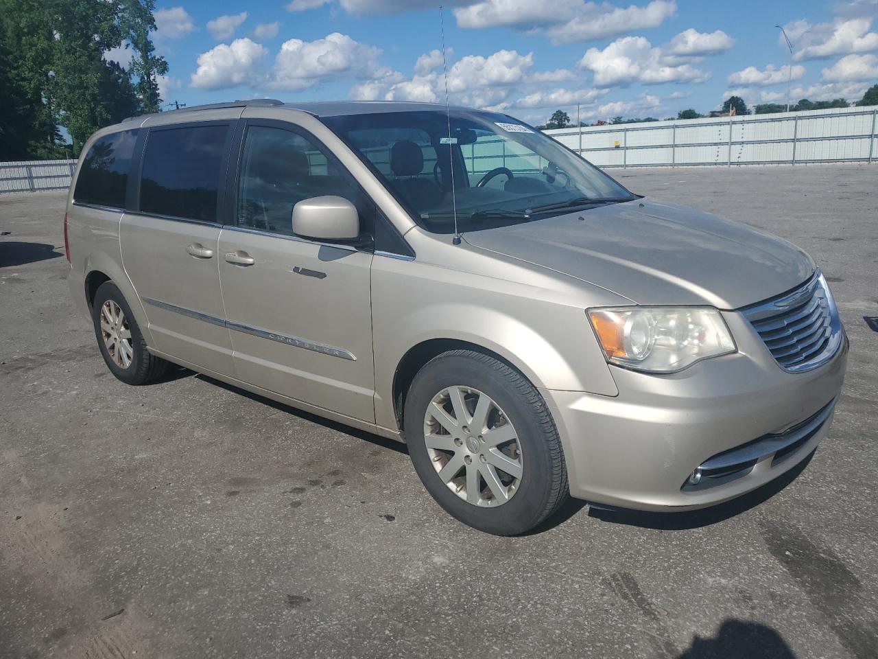 2C4RC1BG0ER271412 2014 Chrysler Town & Country Touring