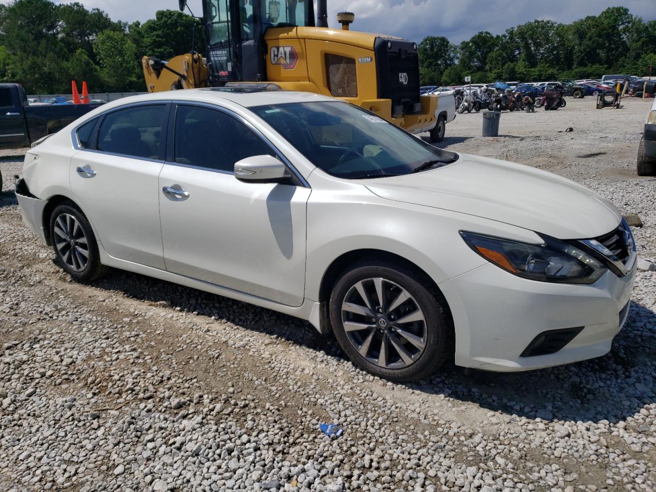 1N4AL3AP2GC241808 2016 Nissan Altima 2.5