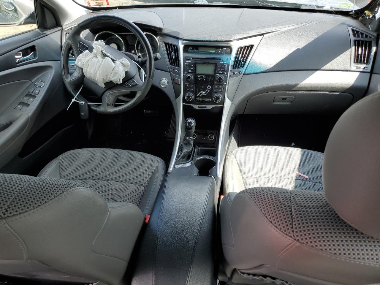 5NPEC4AB4BH267636 2011 Hyundai Sonata Se