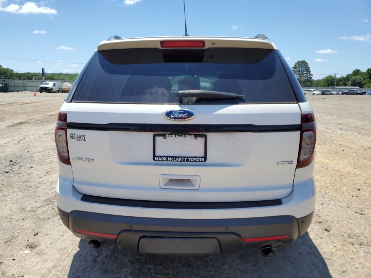 2015 Ford Explorer Sport vin: 1FM5K8GT2FGA76989