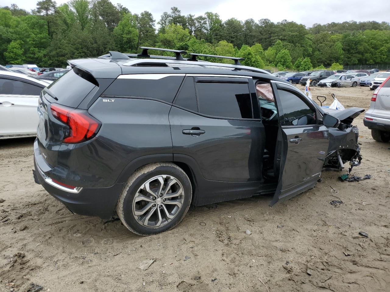 3GKALVEX4JL318629 2018 GMC Terrain Slt