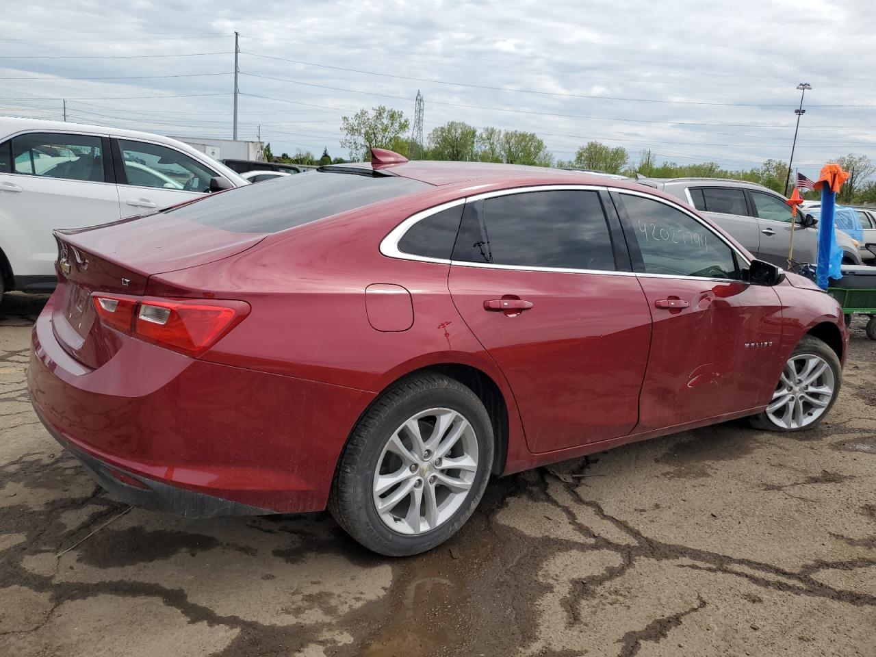 1G1ZD5ST6JF260670 2018 Chevrolet Malibu Lt