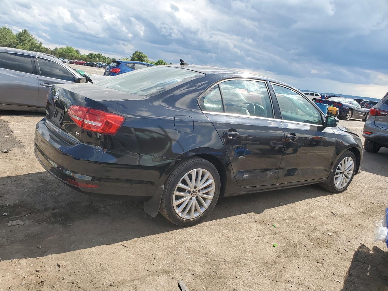 3VWD17AJ1FM273952 2015 Volkswagen Jetta Se