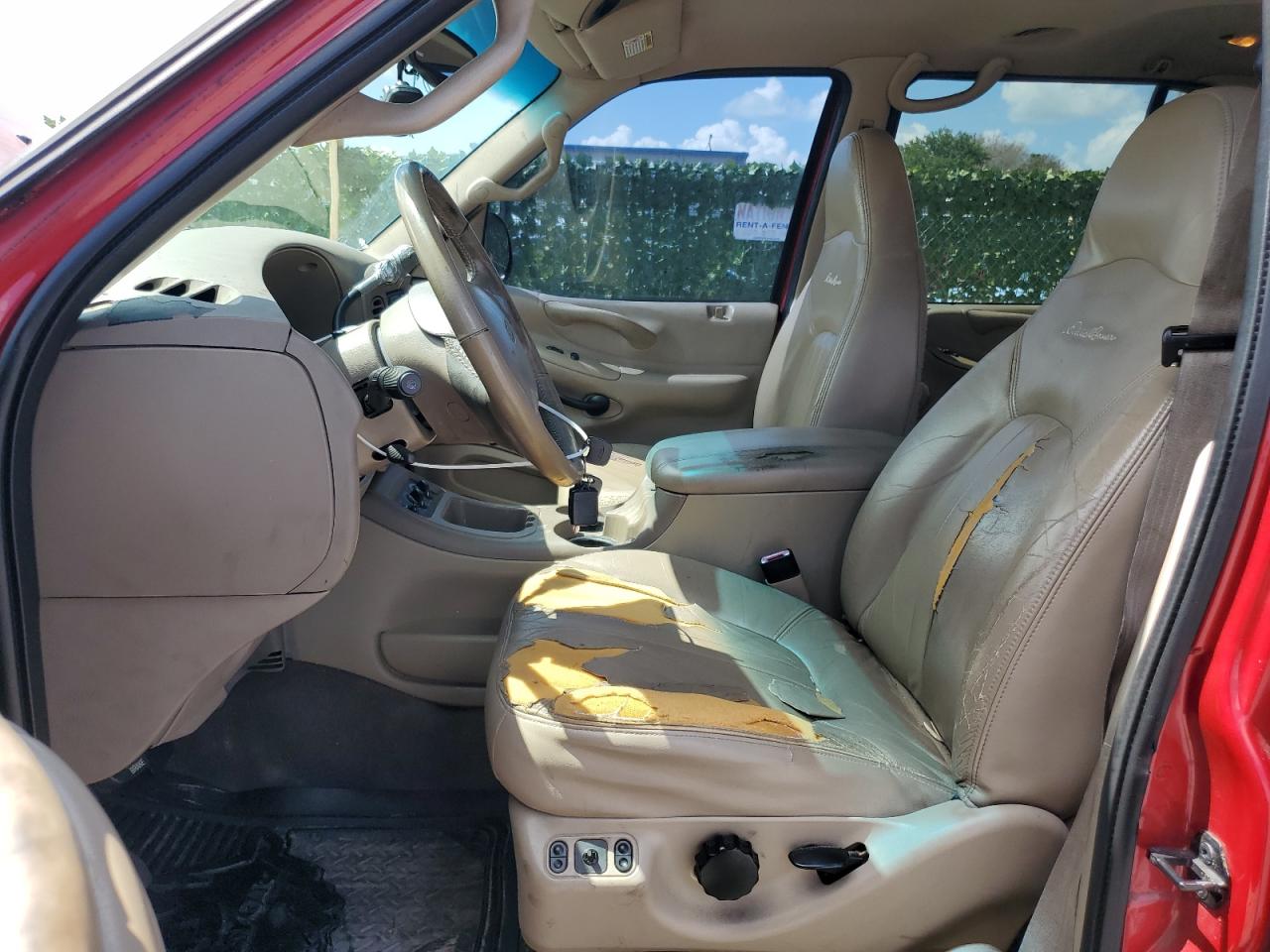 1fmru17l7yla42818 1FMRU17L7YLA42818 2000 Ford Expedition Eddie Bauer
