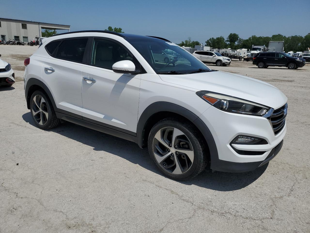 KM8J33A23GU257326 2016 Hyundai Tucson Limited