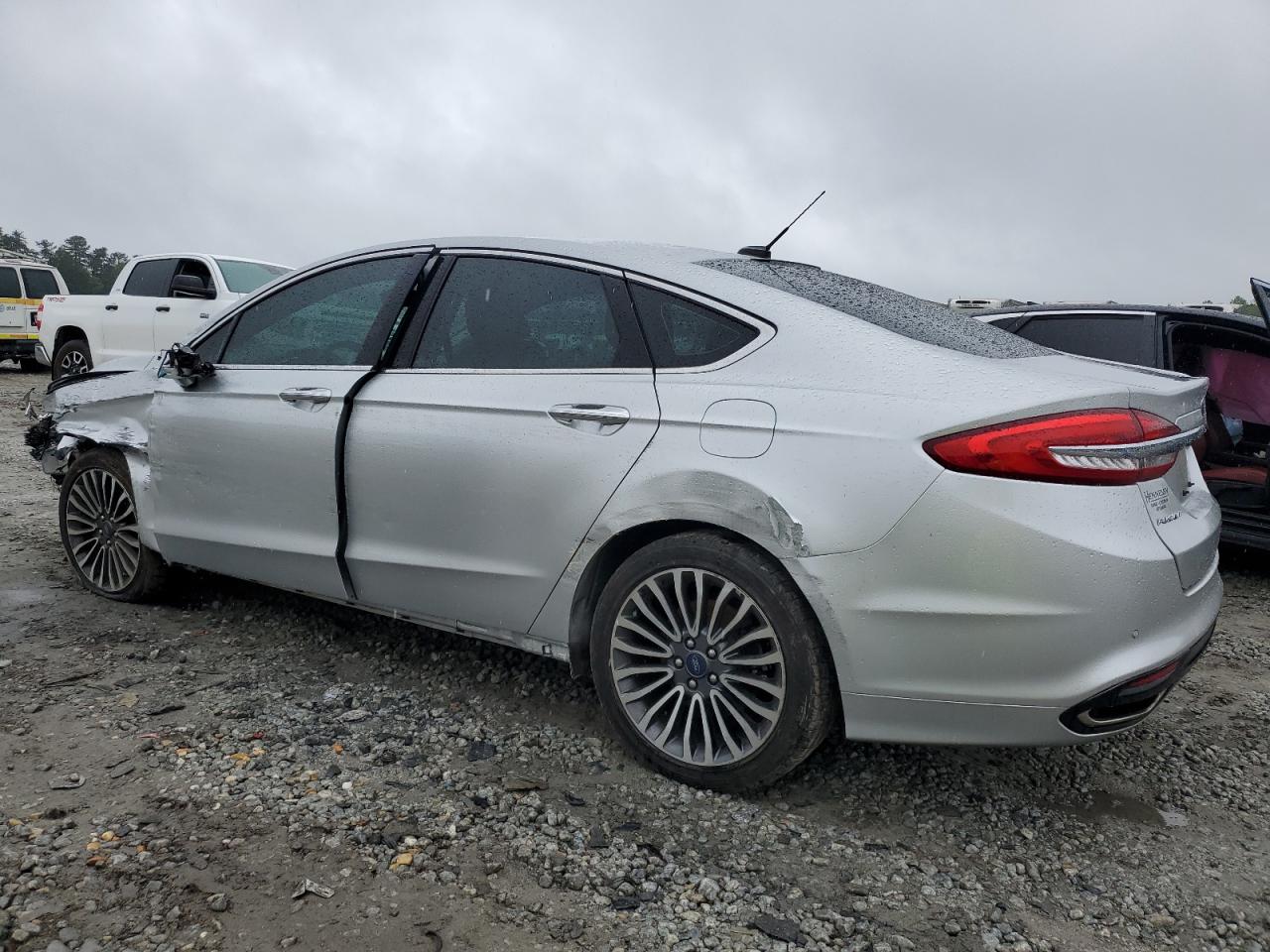 3FA6P0H97HR166185 2017 Ford Fusion Se