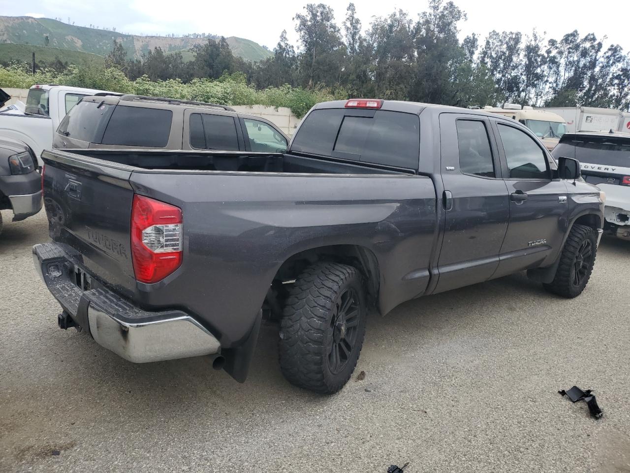 5TFRY5F18GX193951 2016 Toyota Tundra Double Cab Sr/Sr5