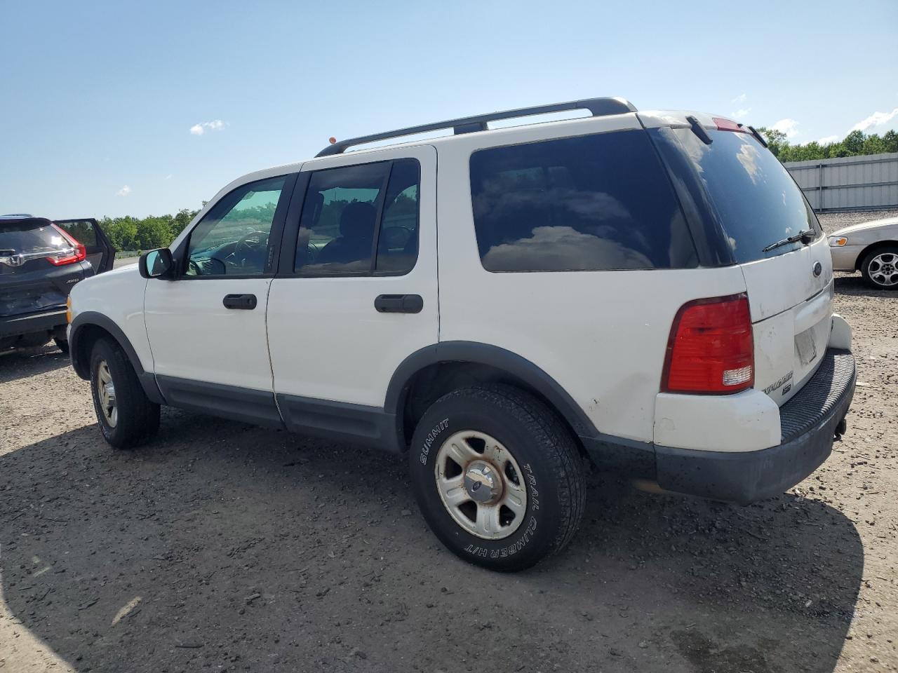 1FMZU73W43ZB00103 2003 Ford Explorer Xlt