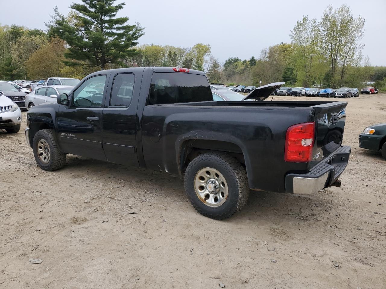 1GCRKREA1DZ187662 2013 Chevrolet Silverado K1500 Ls