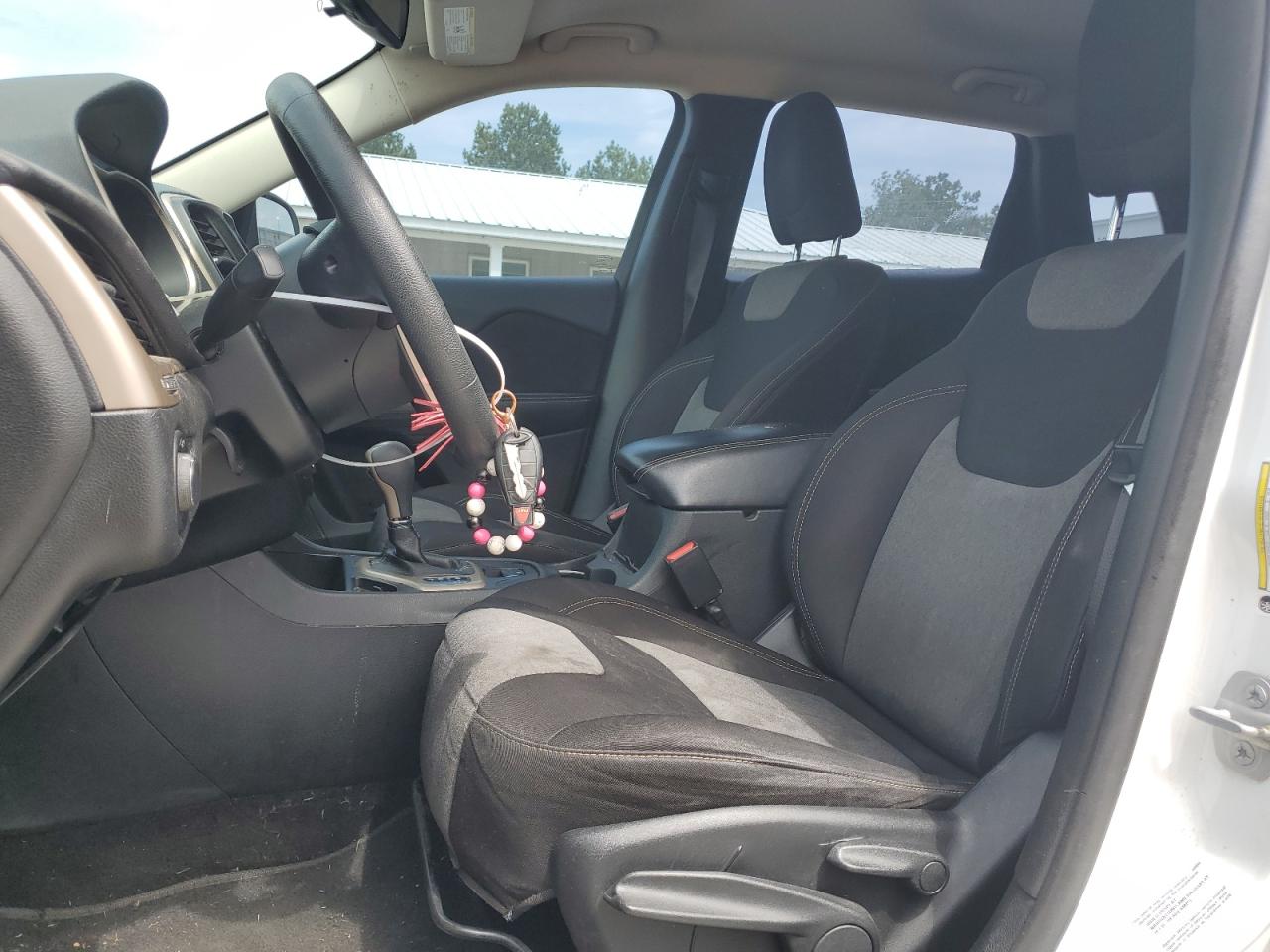 1C4PJLABXEW212499 2014 Jeep Cherokee Sport