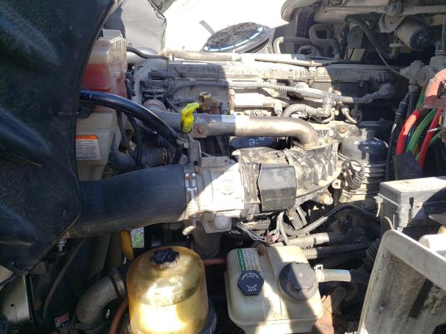 Lot #2508037004 2016 FREIGHTLINER M2 112 MED salvage car