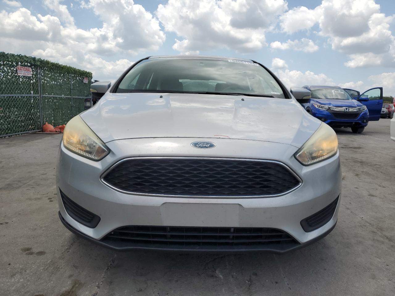 1FADP3K22FL244470 2015 Ford Focus Se