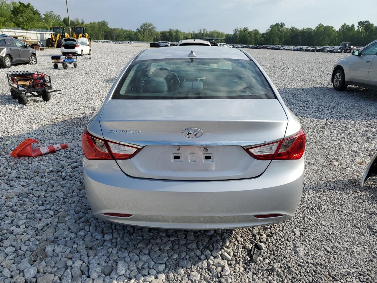 5NPEB4AC8DH519340 2013 Hyundai Sonata Gls