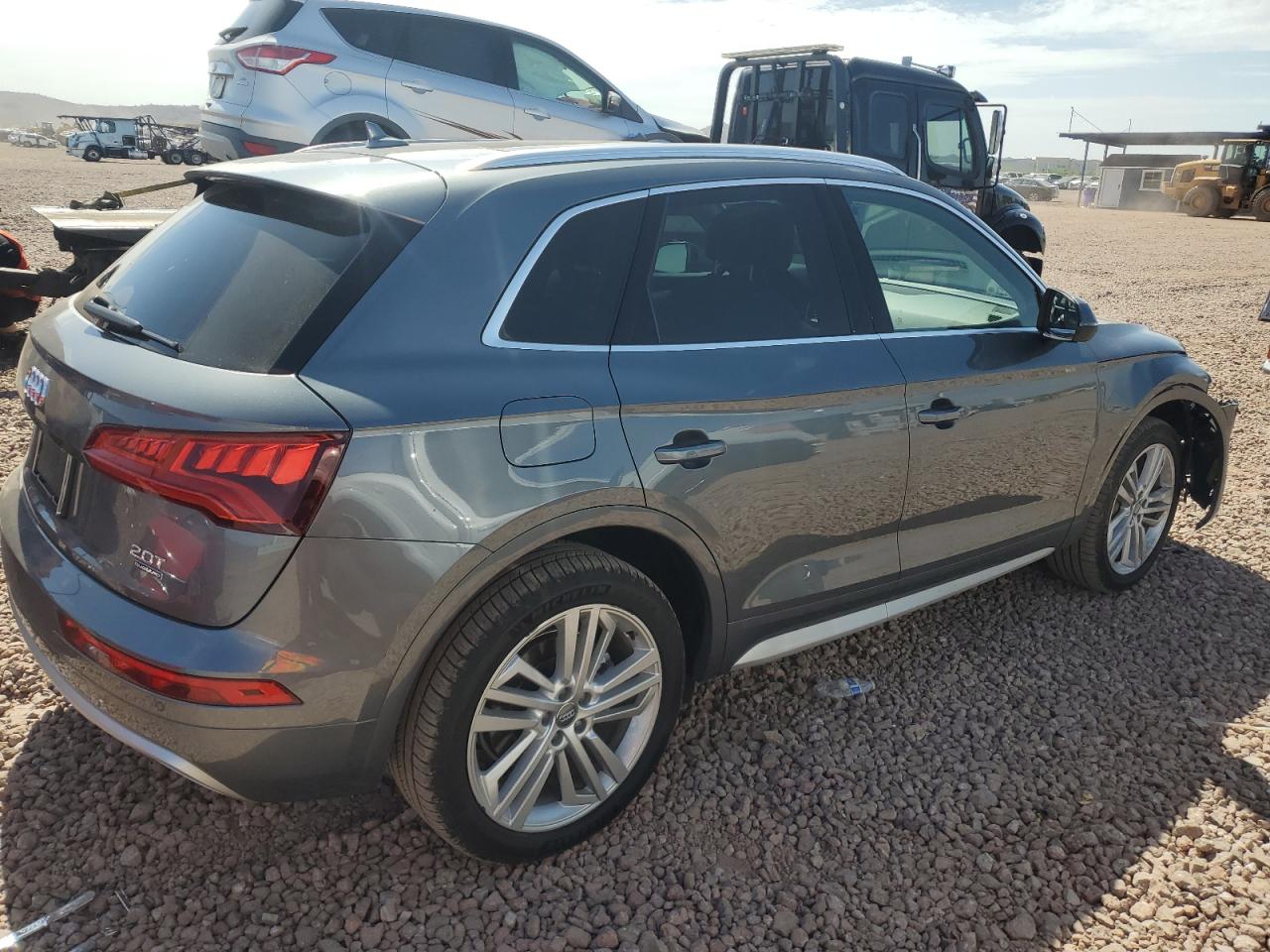 WA1CNBFY7J2227760 2018 Audi Q5 Prestige