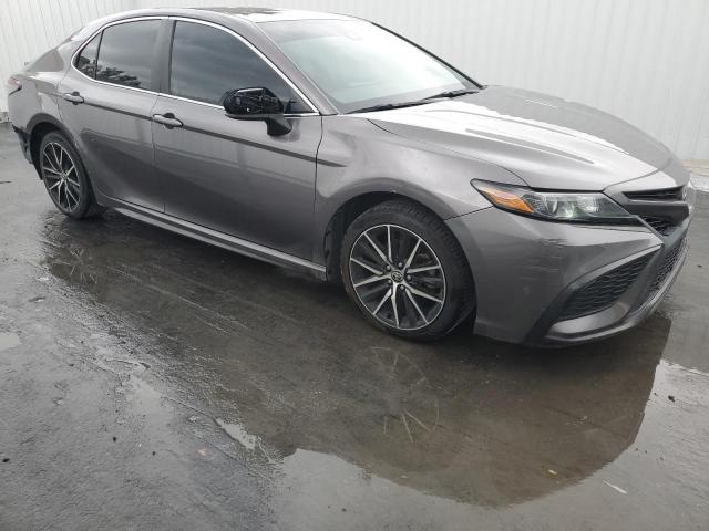 VIN 4T1G11AK7MU451356 2021 Toyota Camry, SE no.4