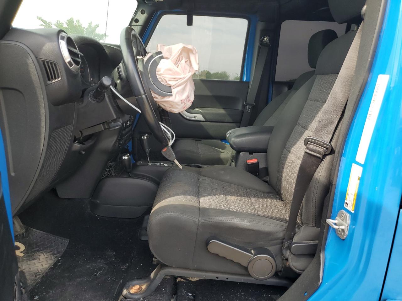 1C4BJWEG7CL130598 2012 Jeep Wrangler Unlimited Sahara