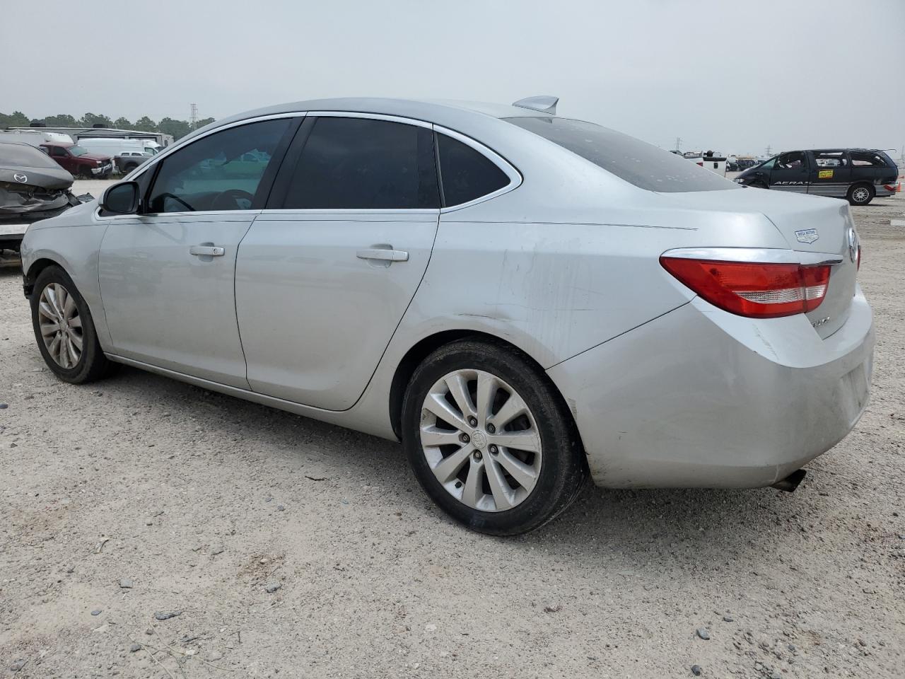 1G4PP5SK2F4215592 2015 Buick Verano