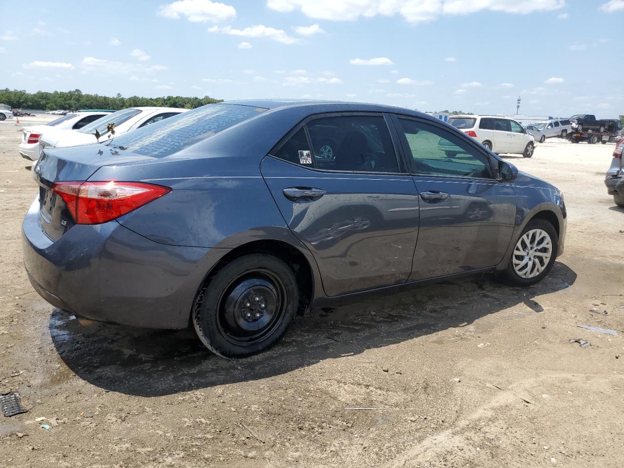 5YFBURHE5KP909328 2019 Toyota Corolla L