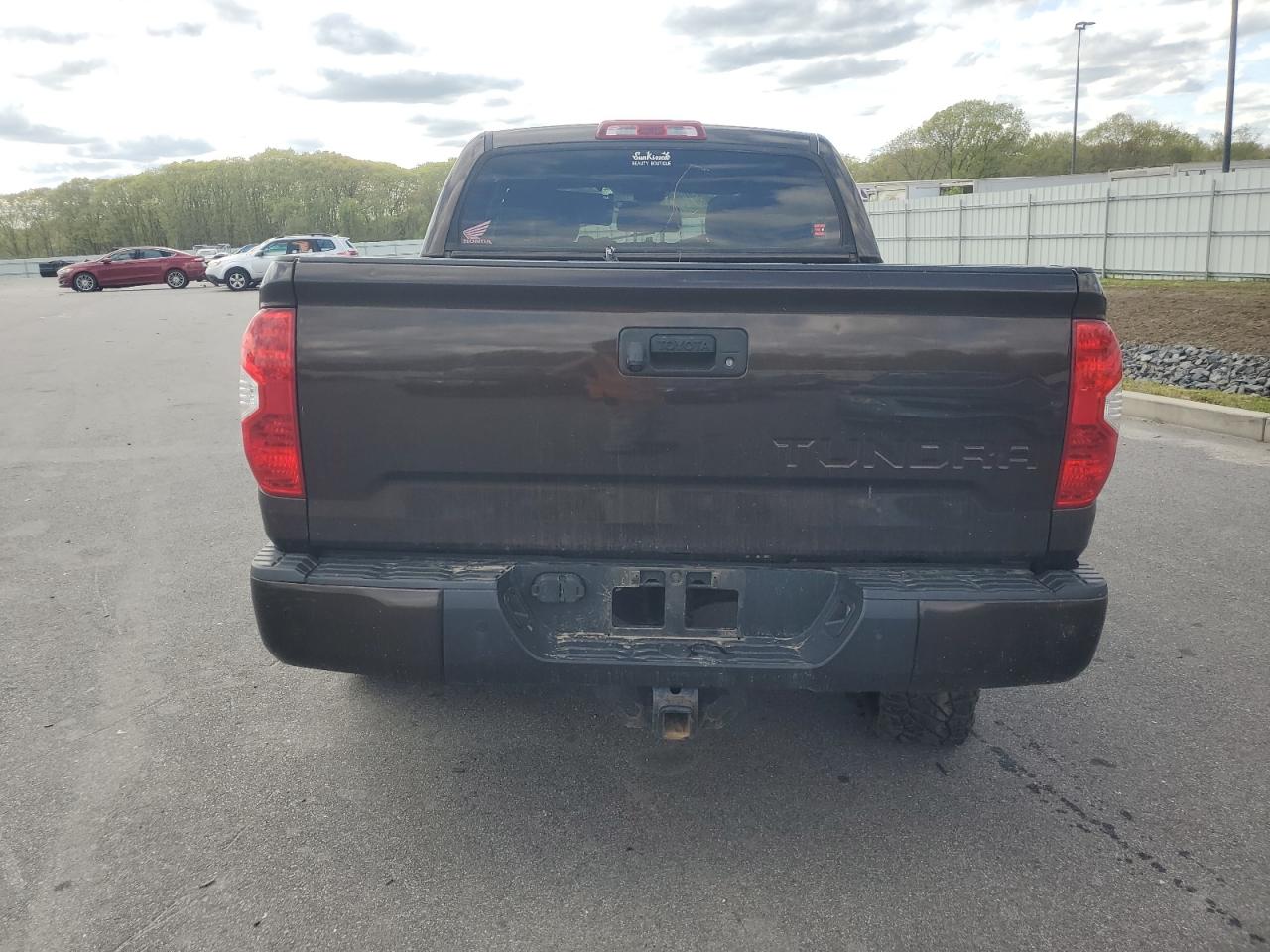 5TFHY5F17KX823284 2019 Toyota Tundra Crewmax Limited