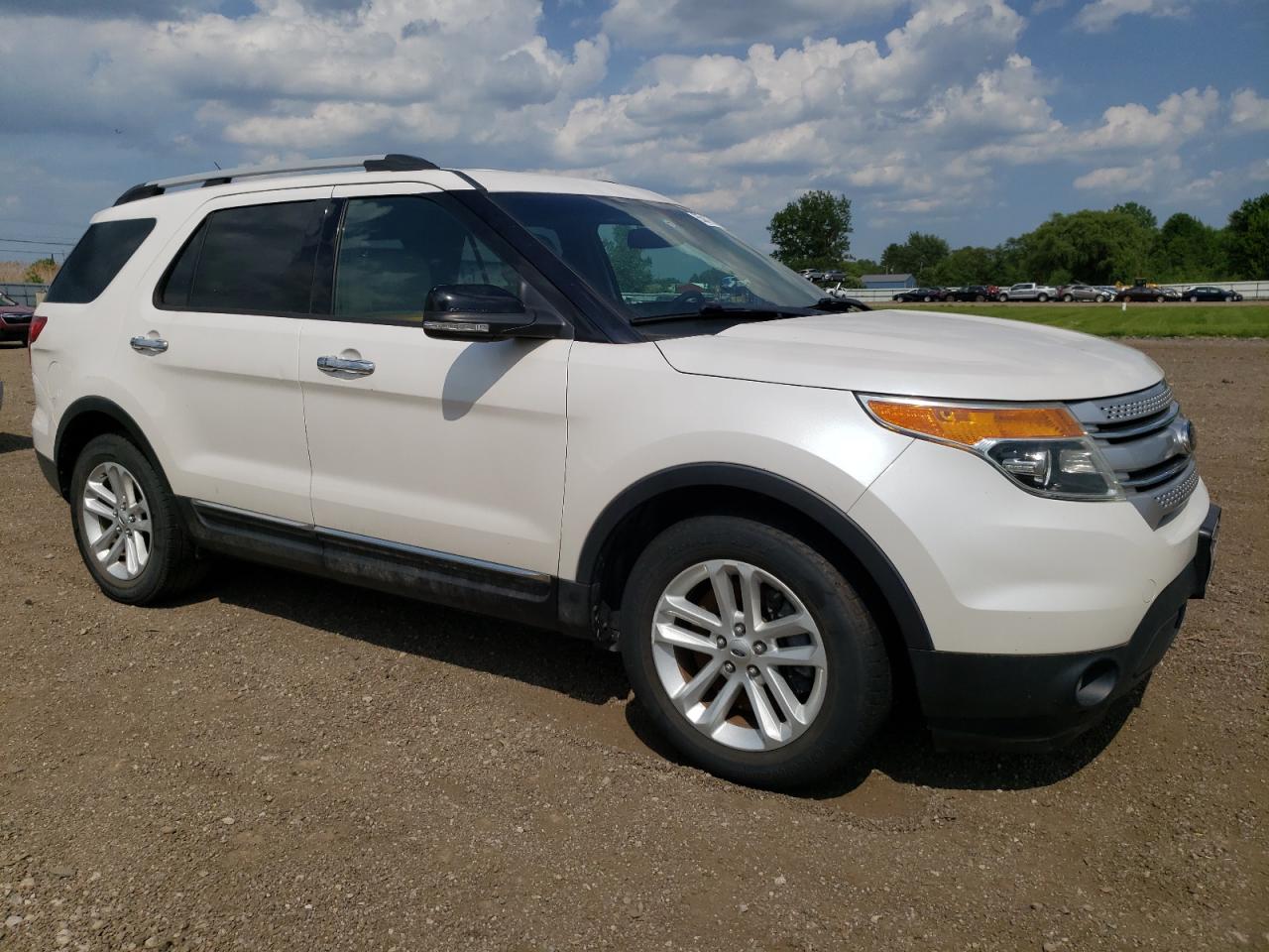 2015 Ford Explorer Xlt vin: 1FM5K7D88FGB84981