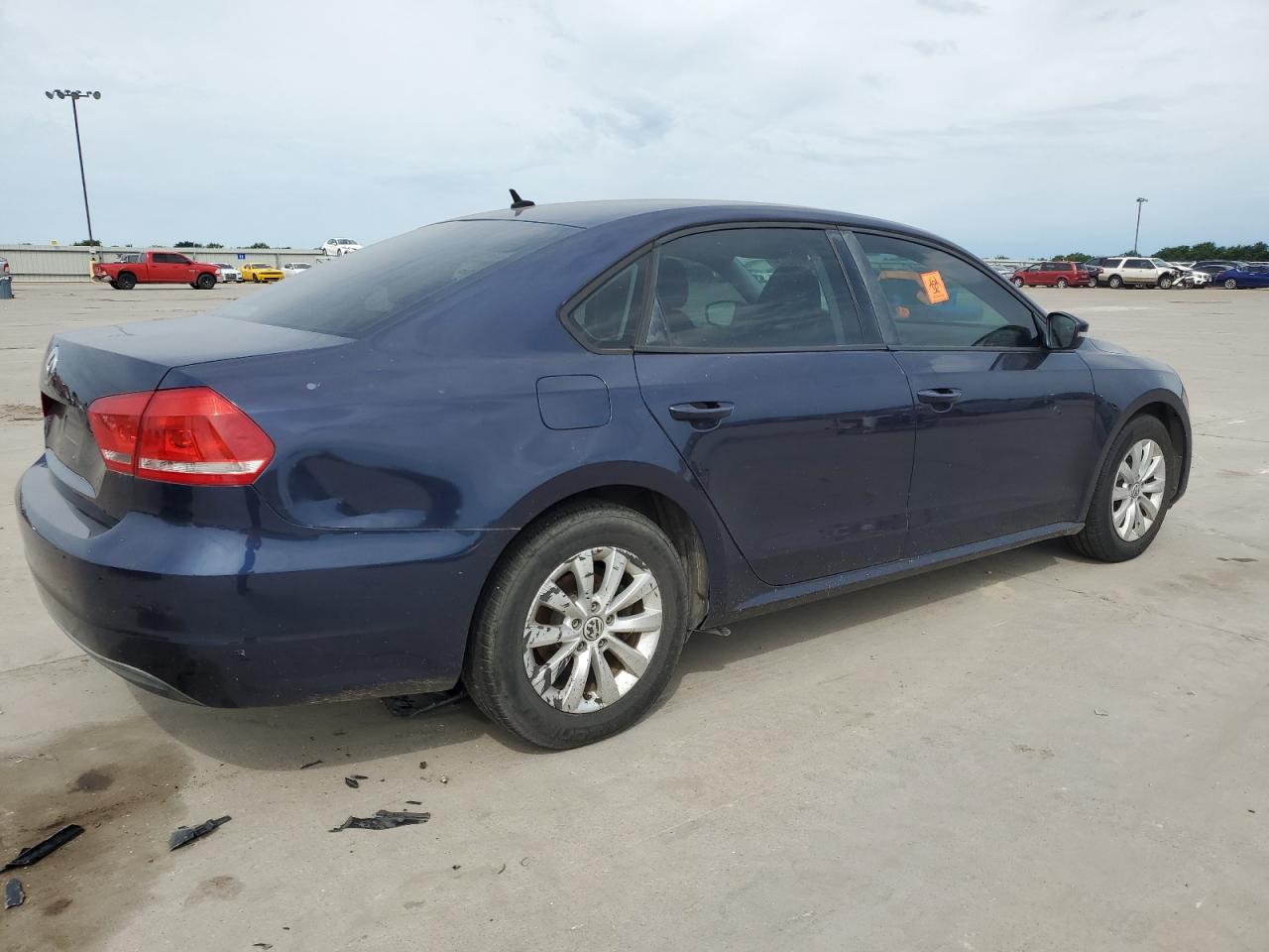 1VWAH7A38DC121827 2013 Volkswagen Passat S