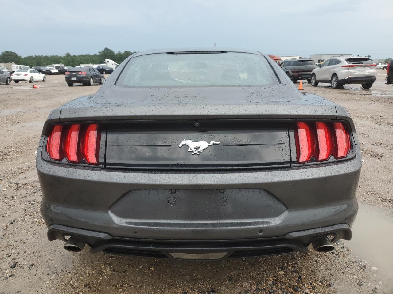 2018 Ford Mustang vin: 1FA6P8TH7J5182943