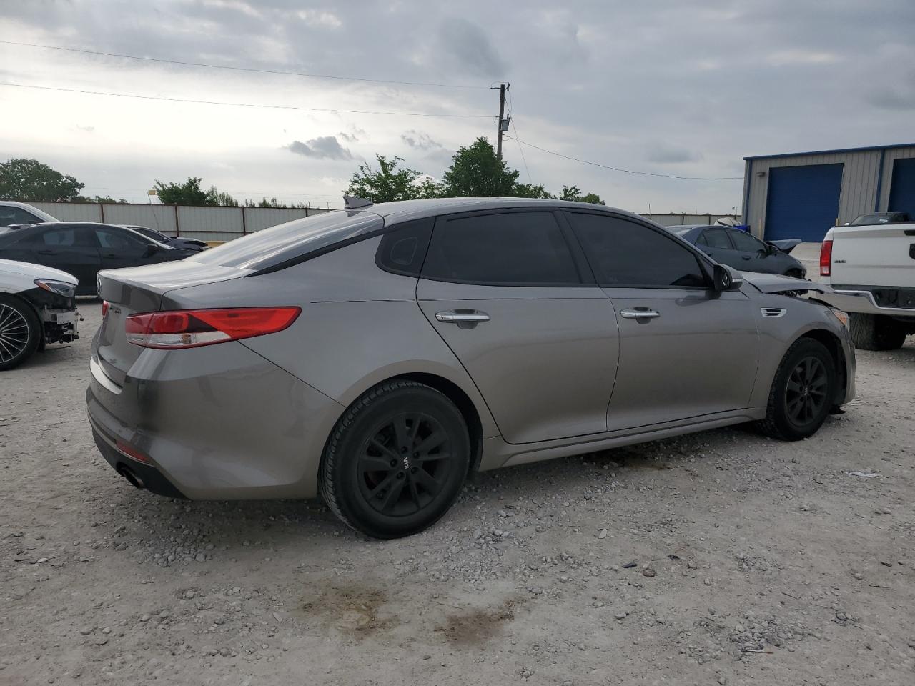 5XXGT4L34GG025561 2016 Kia Optima Lx