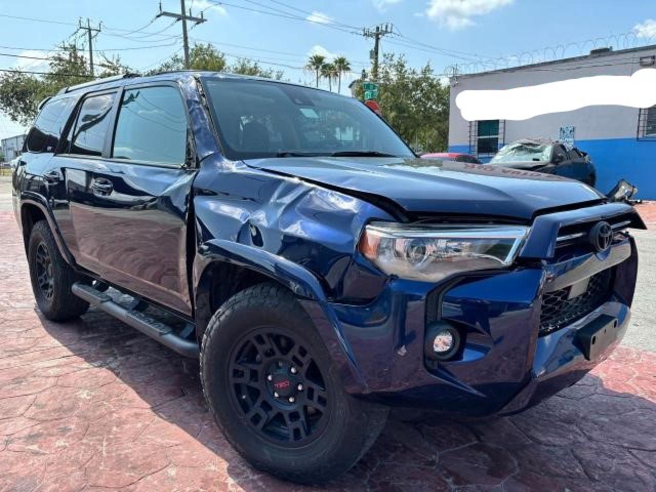 2021 Toyota 4Runner Sr5 vin: JTEFU5JR8M5230365