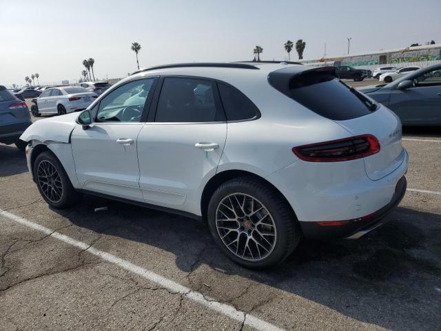 VIN WP1AA2A5XJLB21950 2018 Porsche Macan no.2