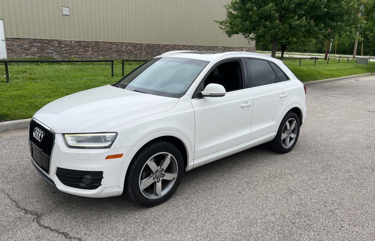 2015 Audi Q3 Premium Plus vin: WA1BFCFS7FR003235