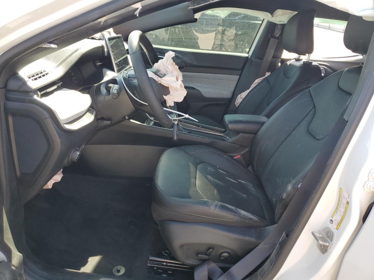 3C4NJDFN7PT573178 2023 Jeep Compass Latitude Lux