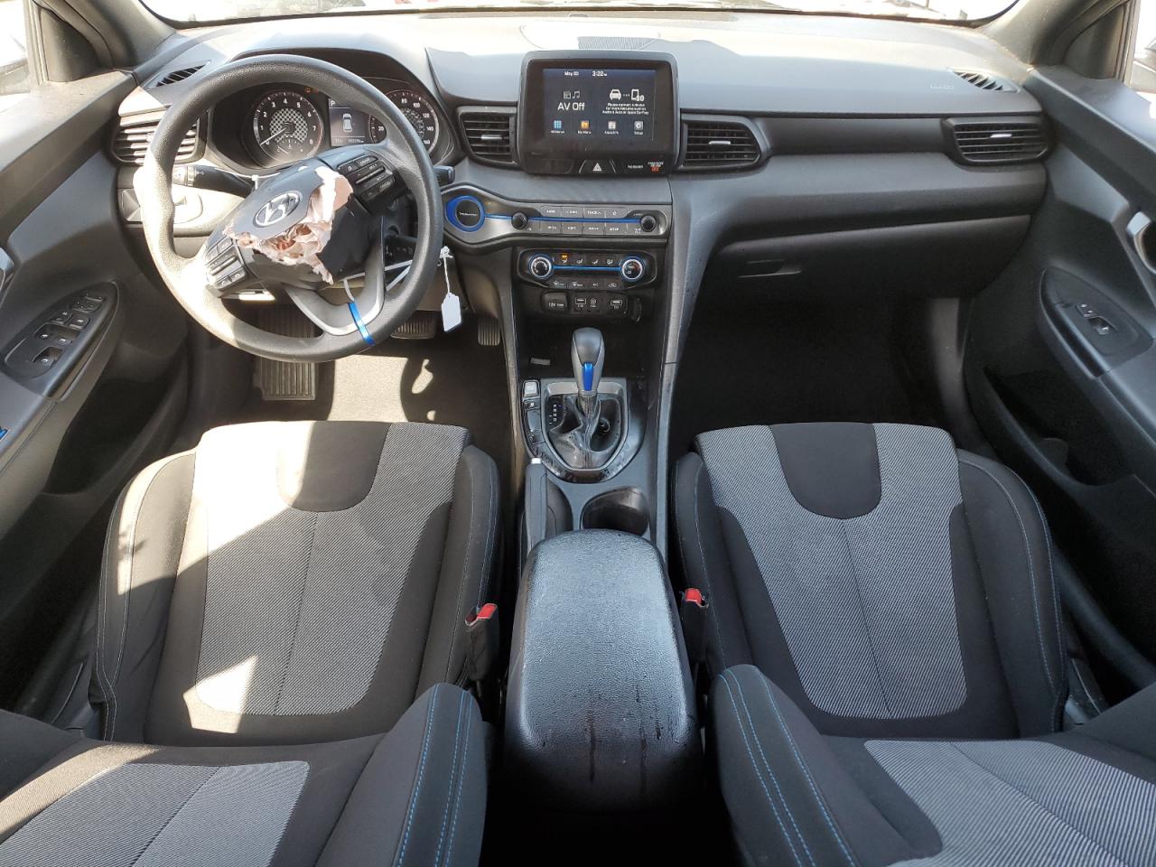 KMHTG6AFXKU016907 2019 Hyundai Veloster Base