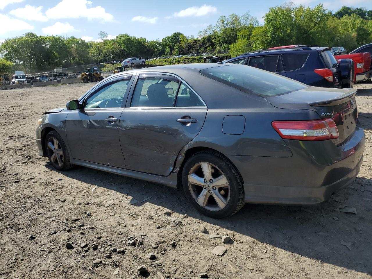 4T1BF3EK0BU675714 2011 Toyota Camry Base