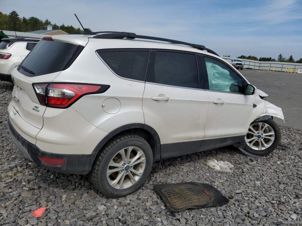 2018 Ford Escape Se vin: 1FMCU0GD4JUA19151