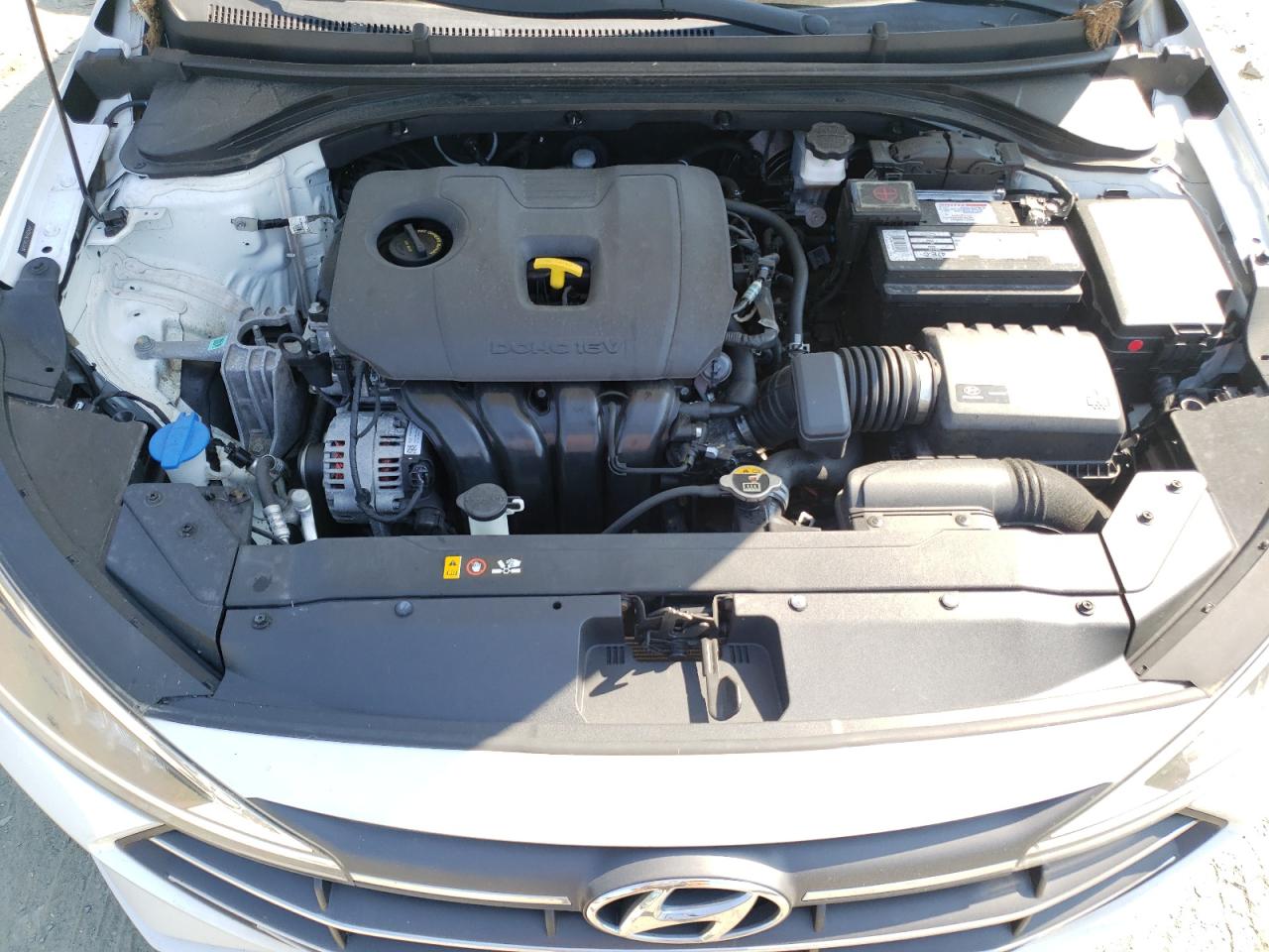 5NPD74LF2KH410454 2019 Hyundai Elantra Se